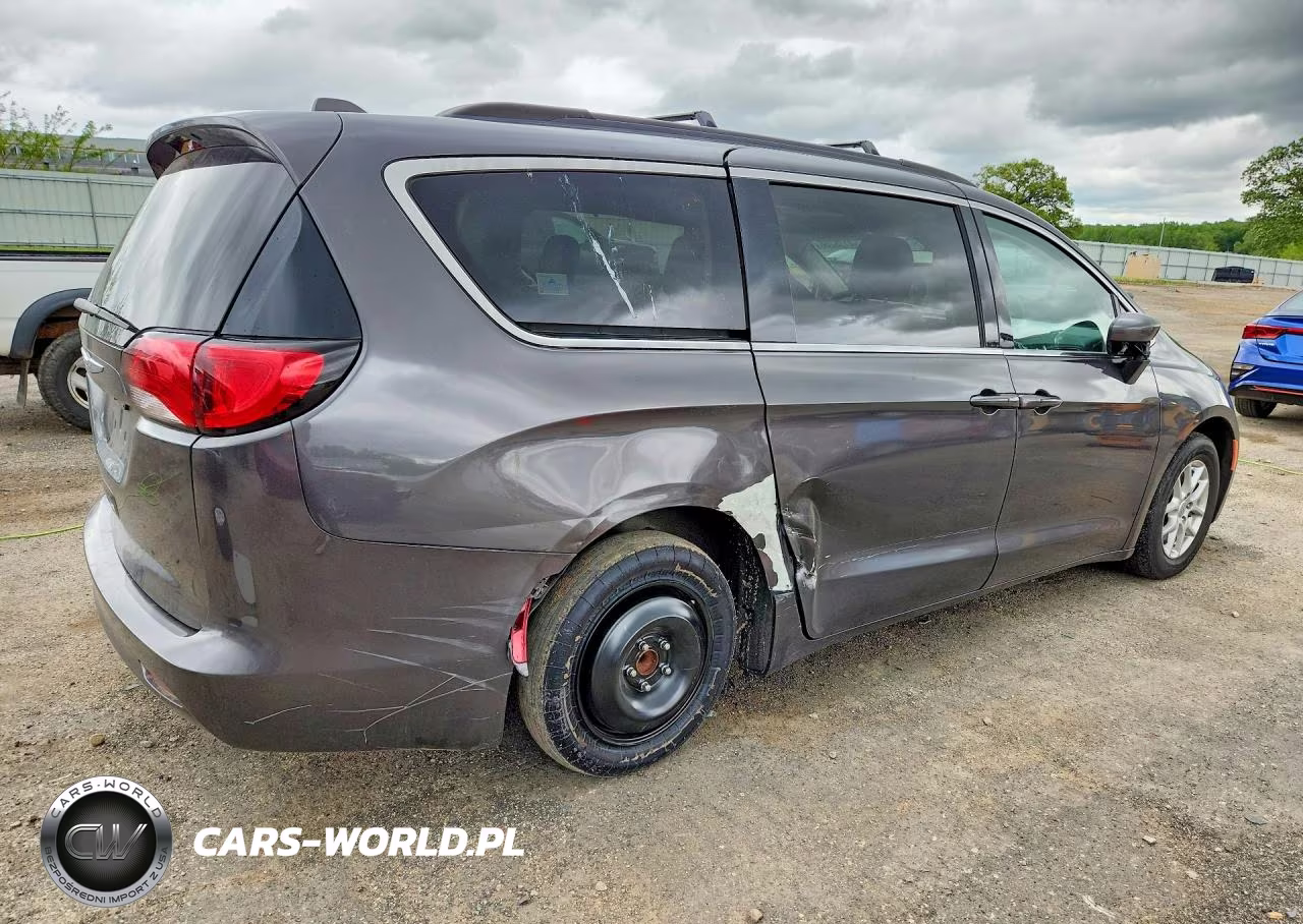 2020 Chrysler Voyager Lxi VIN:2C4RC1DGXLR265823 - 3