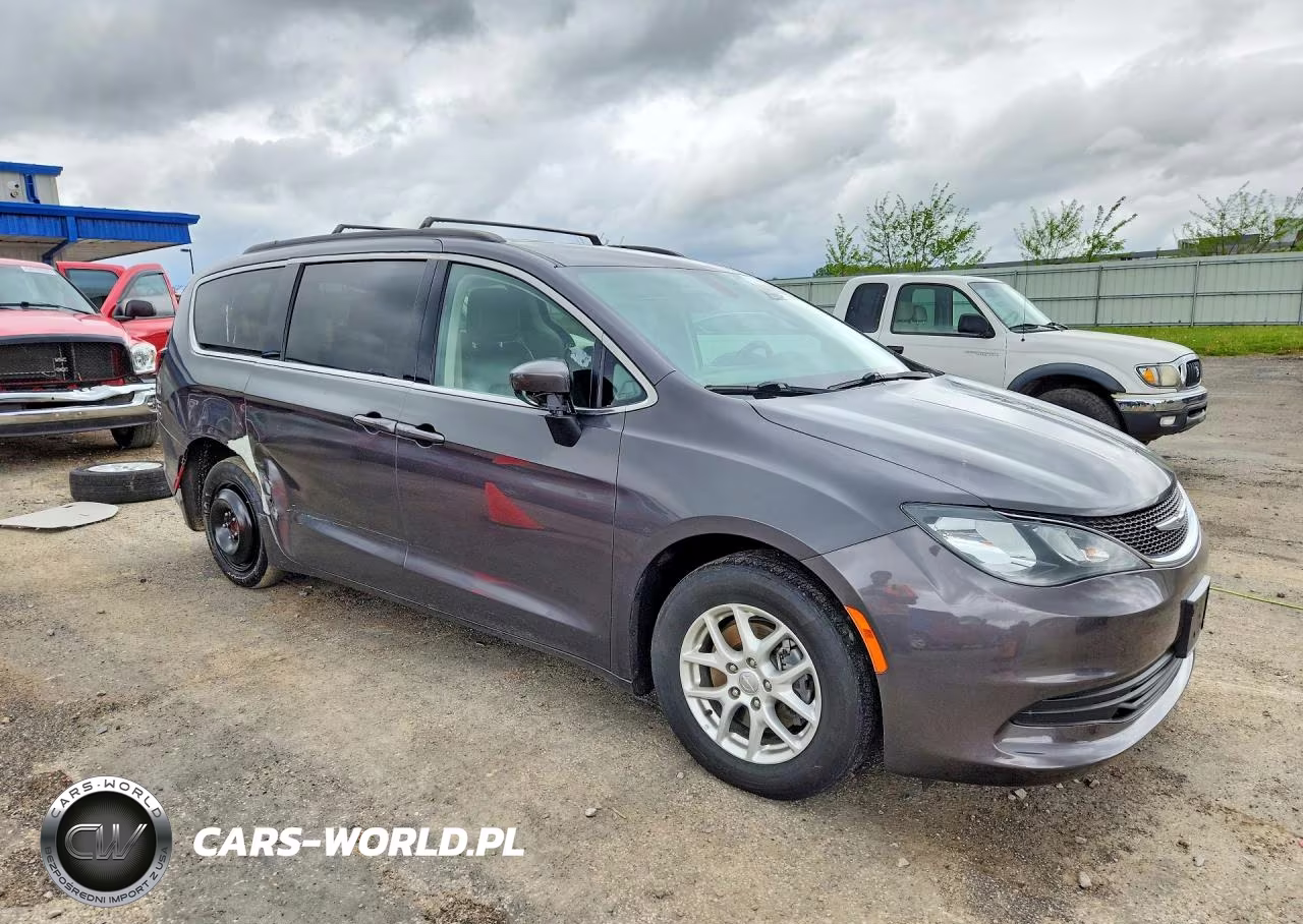 2020 Chrysler Voyager Lxi VIN:2C4RC1DGXLR265823 - 4