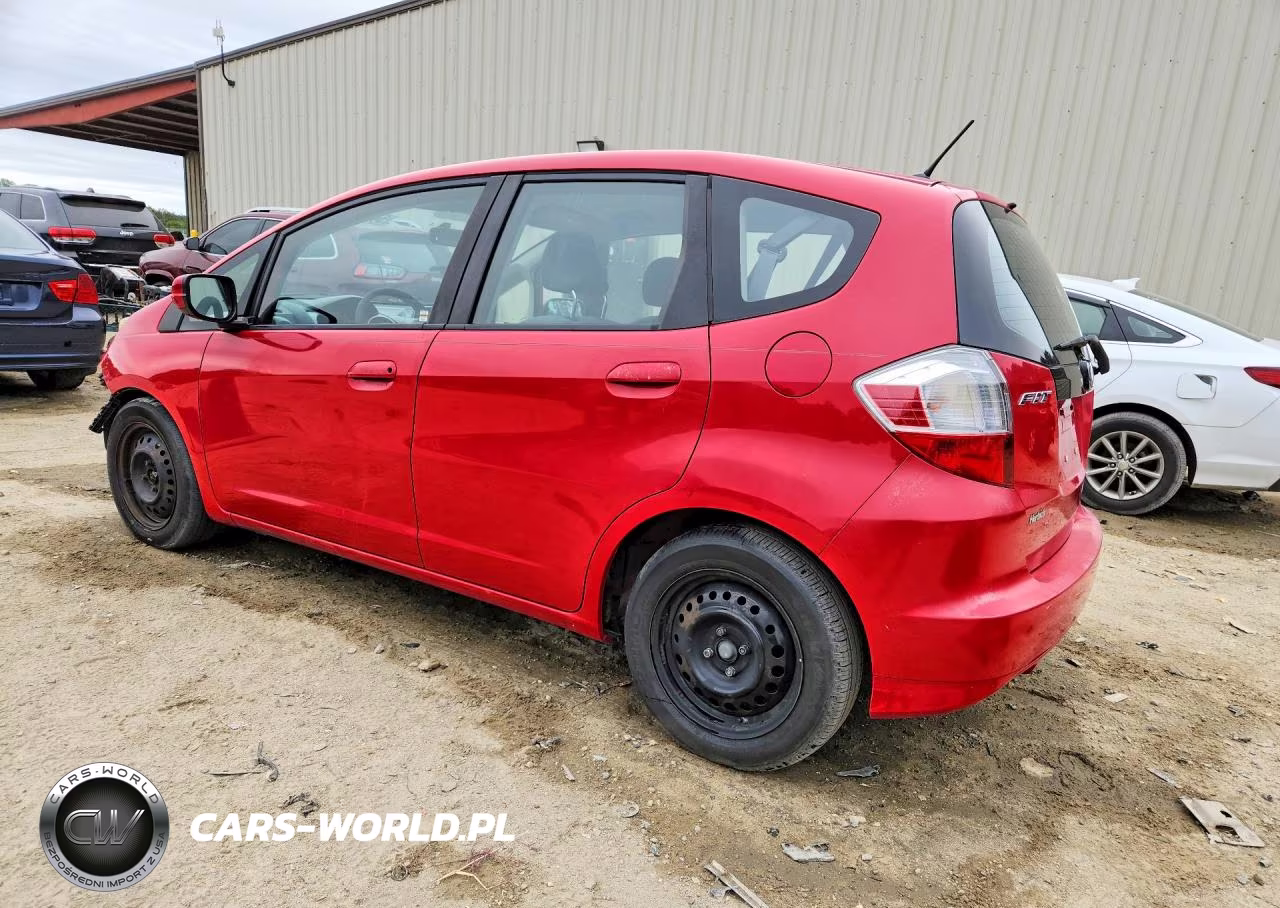 2013 Honda Fit VIN:JHMGE8H32DC013719 - 2