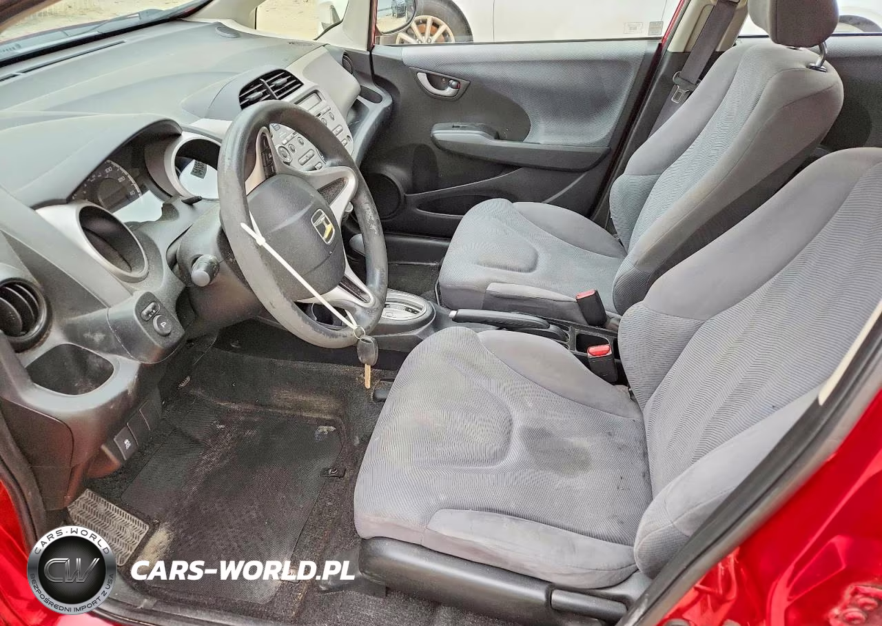2013 Honda Fit VIN:JHMGE8H32DC013719 - 7