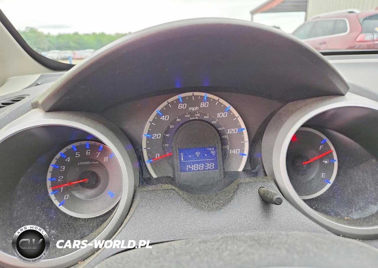 2013 Honda Fit VIN:JHMGE8H32DC013719 - 9