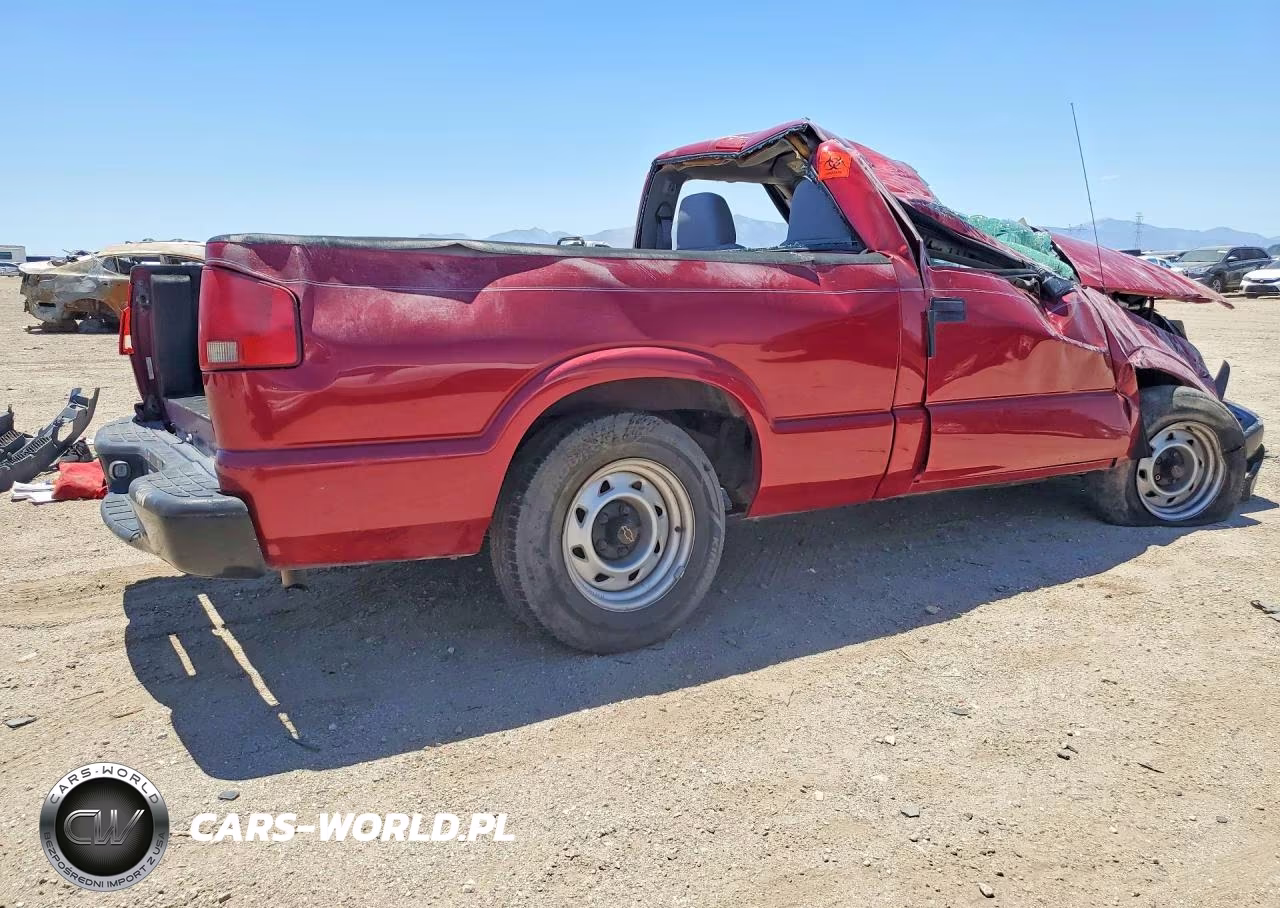 2003 Chevrolet S Truck S10 VIN:1GCCS14H938225939 - 3