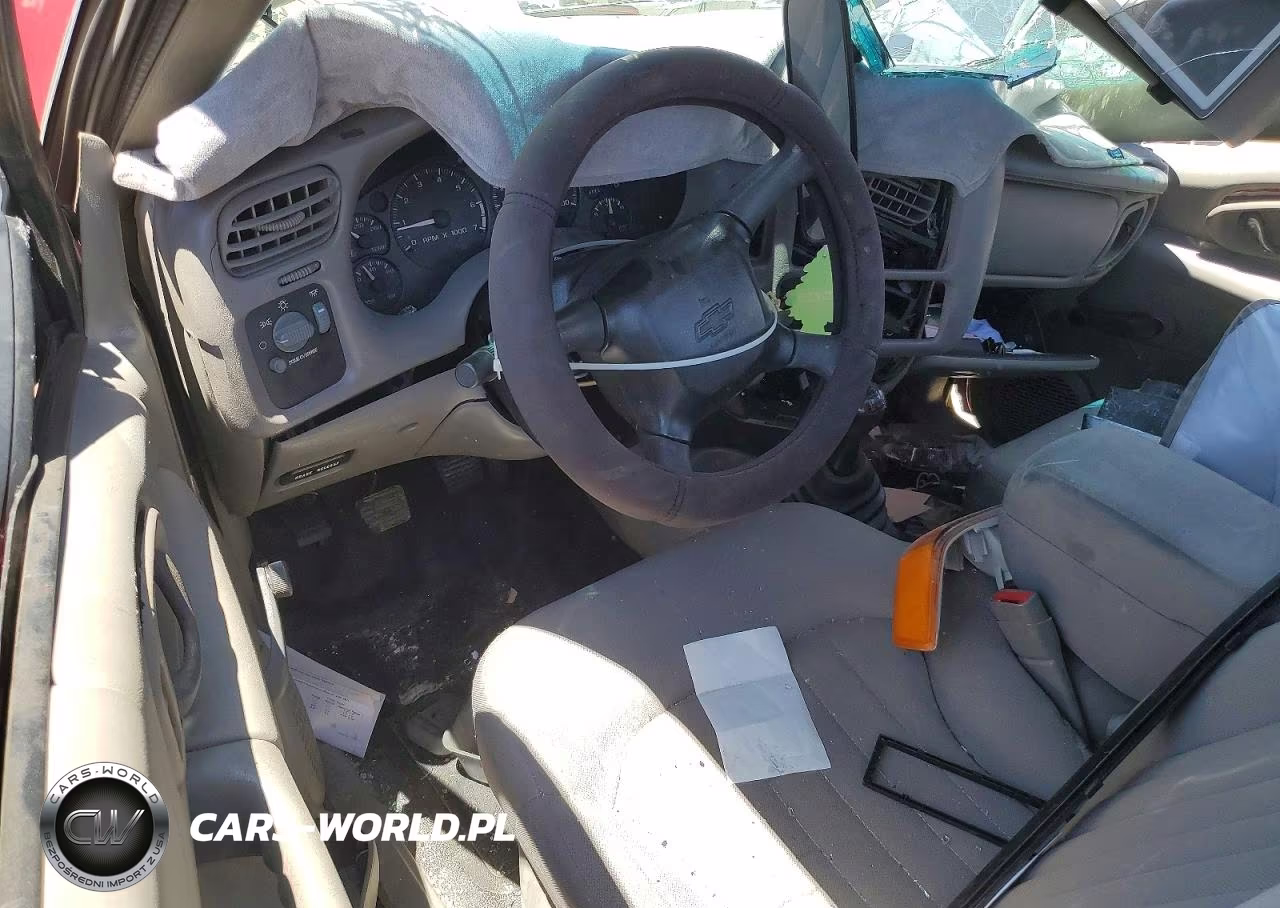 2003 Chevrolet S Truck S10 VIN:1GCCS14H938225939 - 8