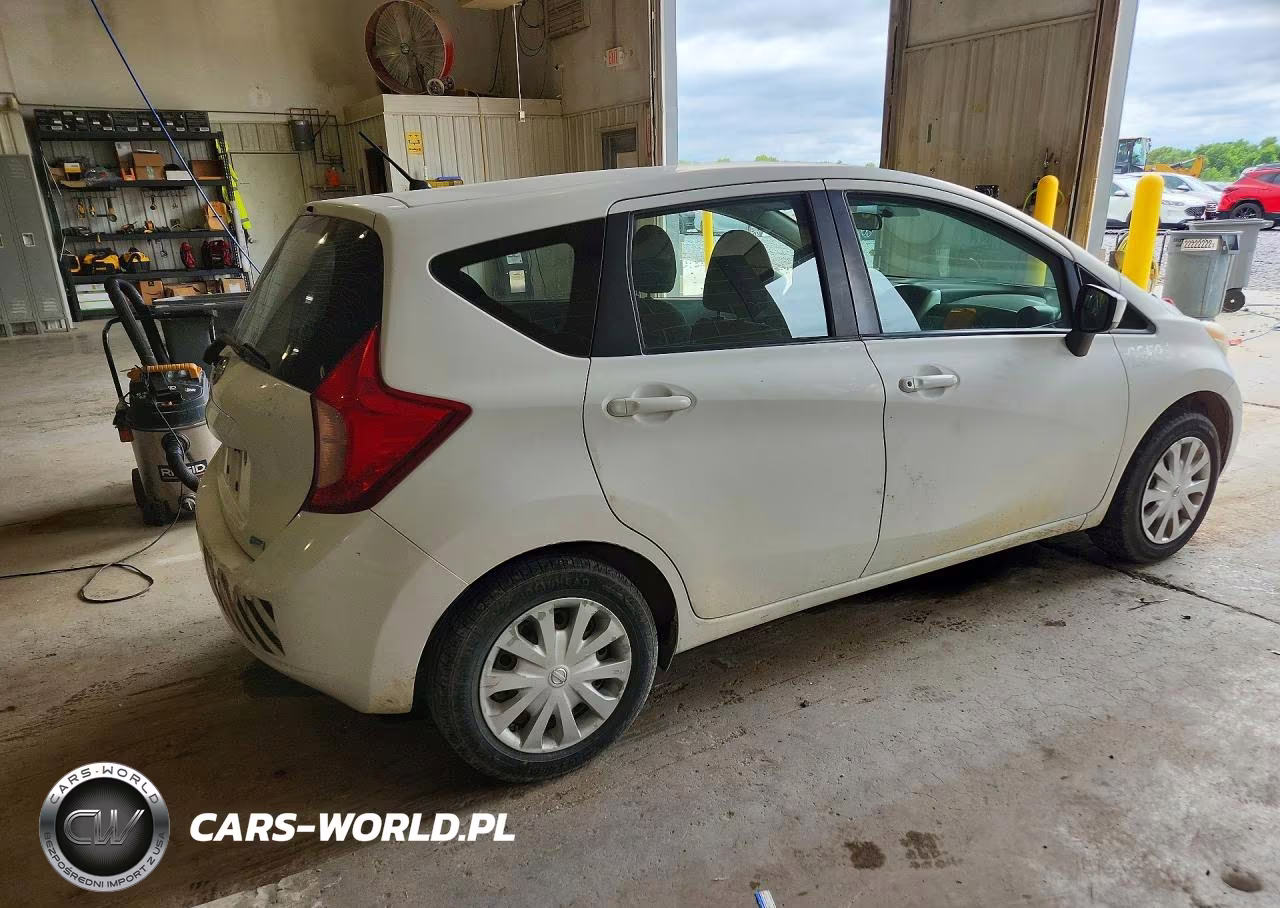2015 Nissan Versa Note S Plus VIN:3N1CE2CP3FL448363 - 3