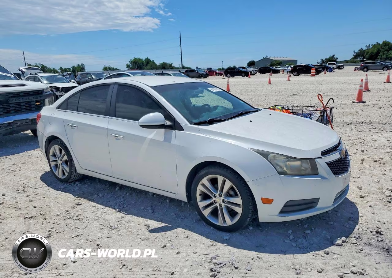 2011 Chevrolet Cruze Ltz VIN:1G1PH5S9XB7104370 - 4