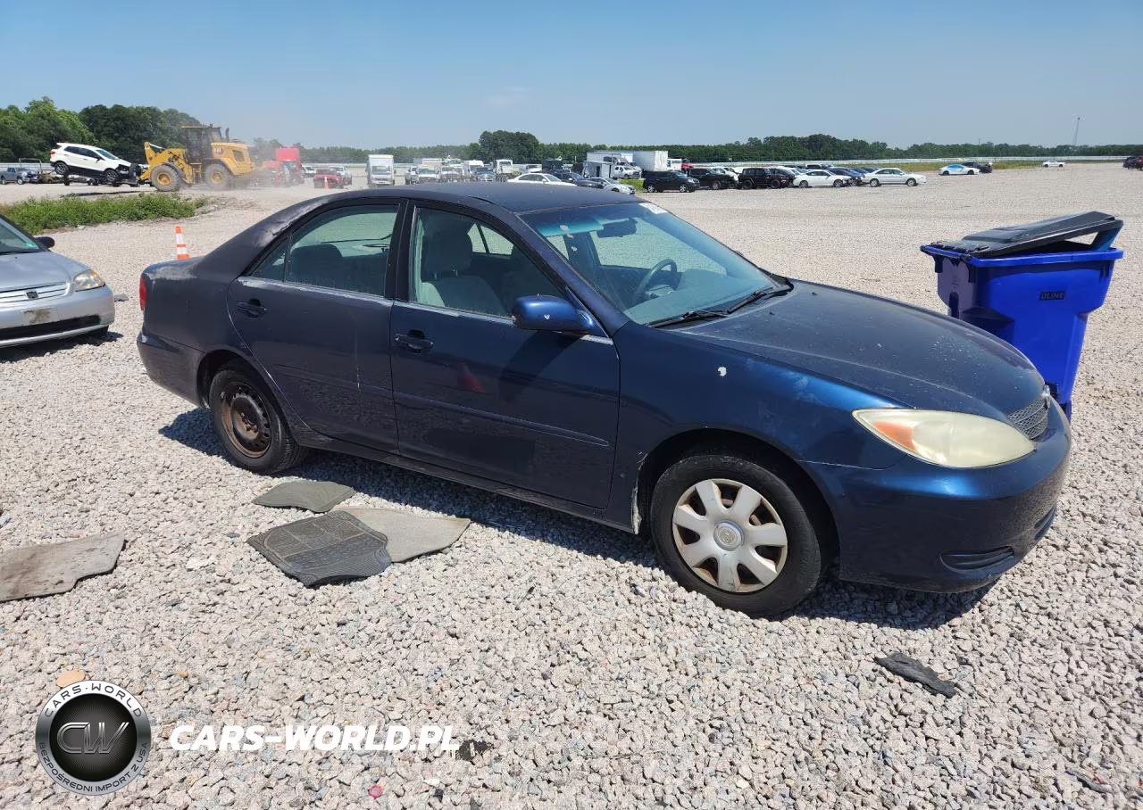 2004 Toyota Camry Le VIN:4T1BE32K74U371452 - 4