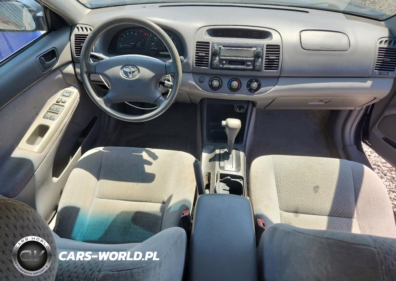 2004 Toyota Camry Le VIN:4T1BE32K74U371452 - 8