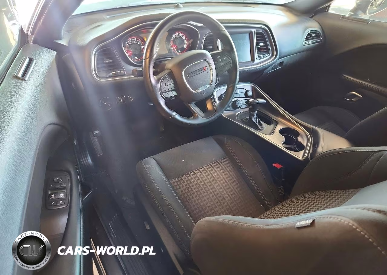 2016 Dodge Challenger Sxt VIN:2C3CDZAG1GH245496 - 8