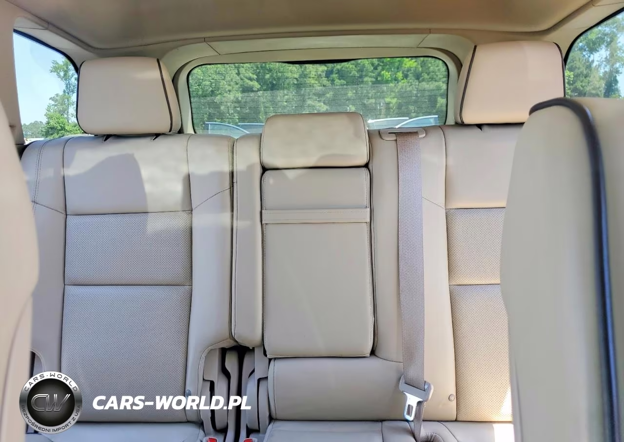 2015 Jeep Grand Cherokee Overland VIN:1C4RJFCG5FC211458 - 10