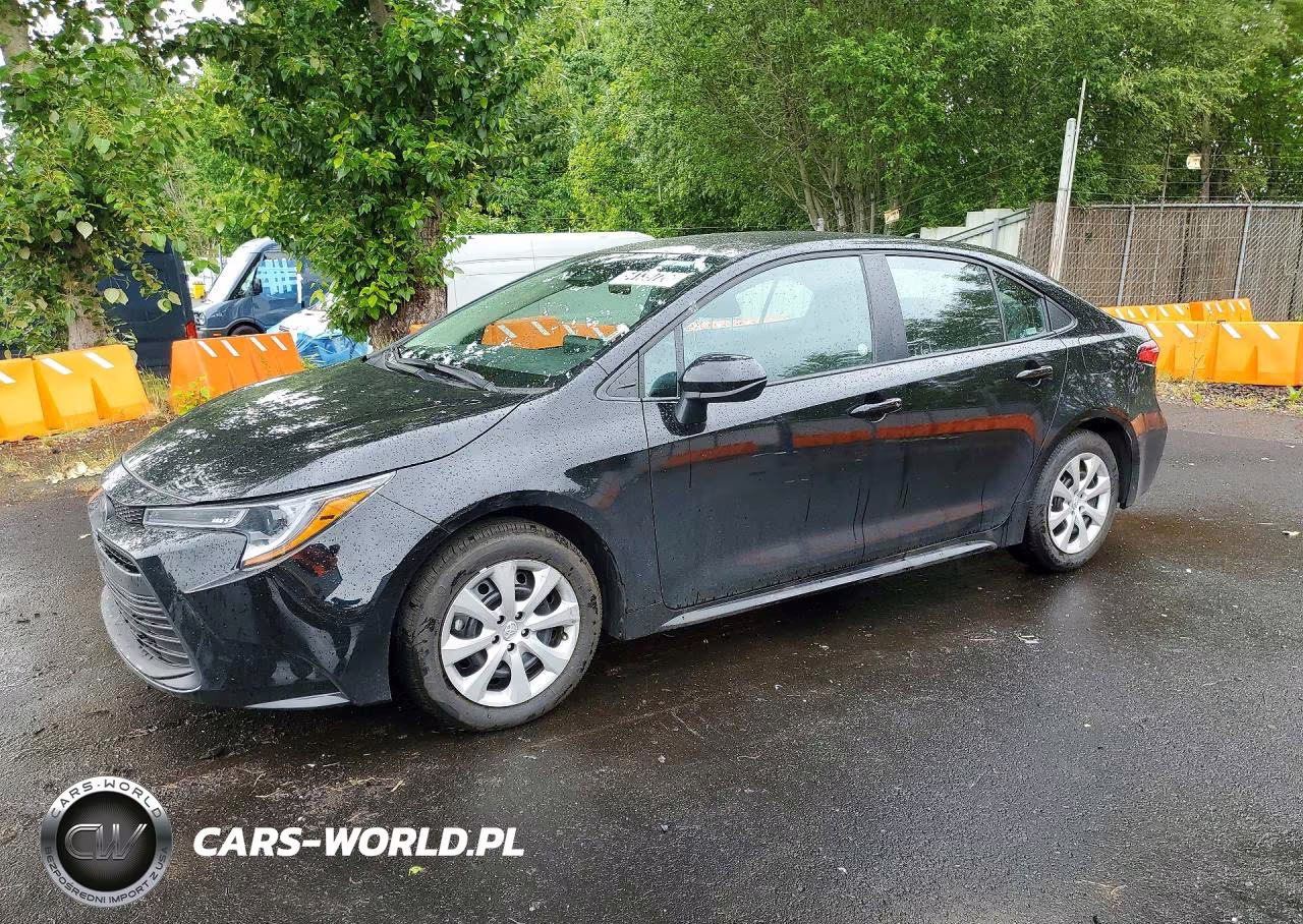 2026 Toyota Corolla Le – zdjęcie 1 z 12
