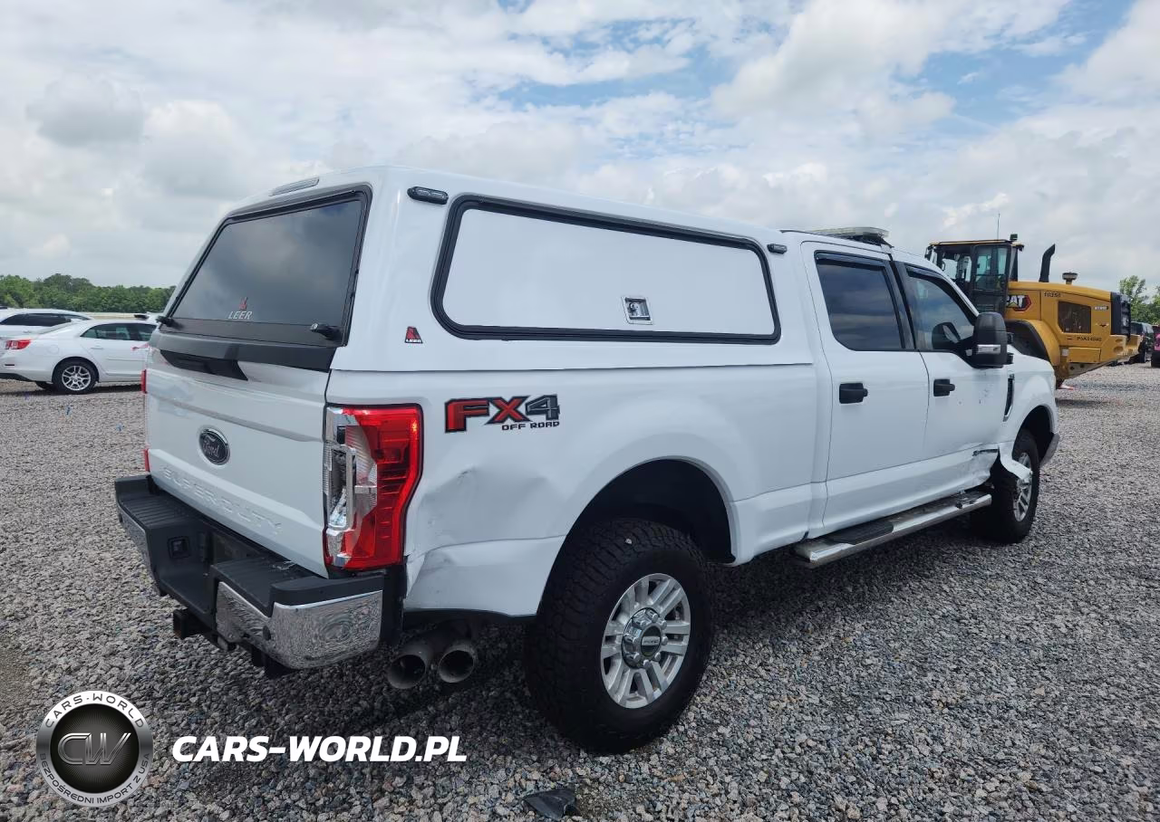 2017 Ford F250 Super Duty VIN:1FT7W2BT5HEB70370 - 3