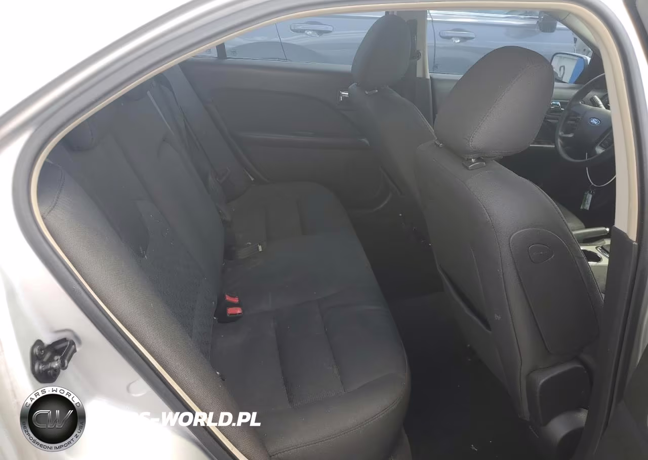 2010 Ford Fusion Se VIN:3FAHP0HA9AR408175 - 10