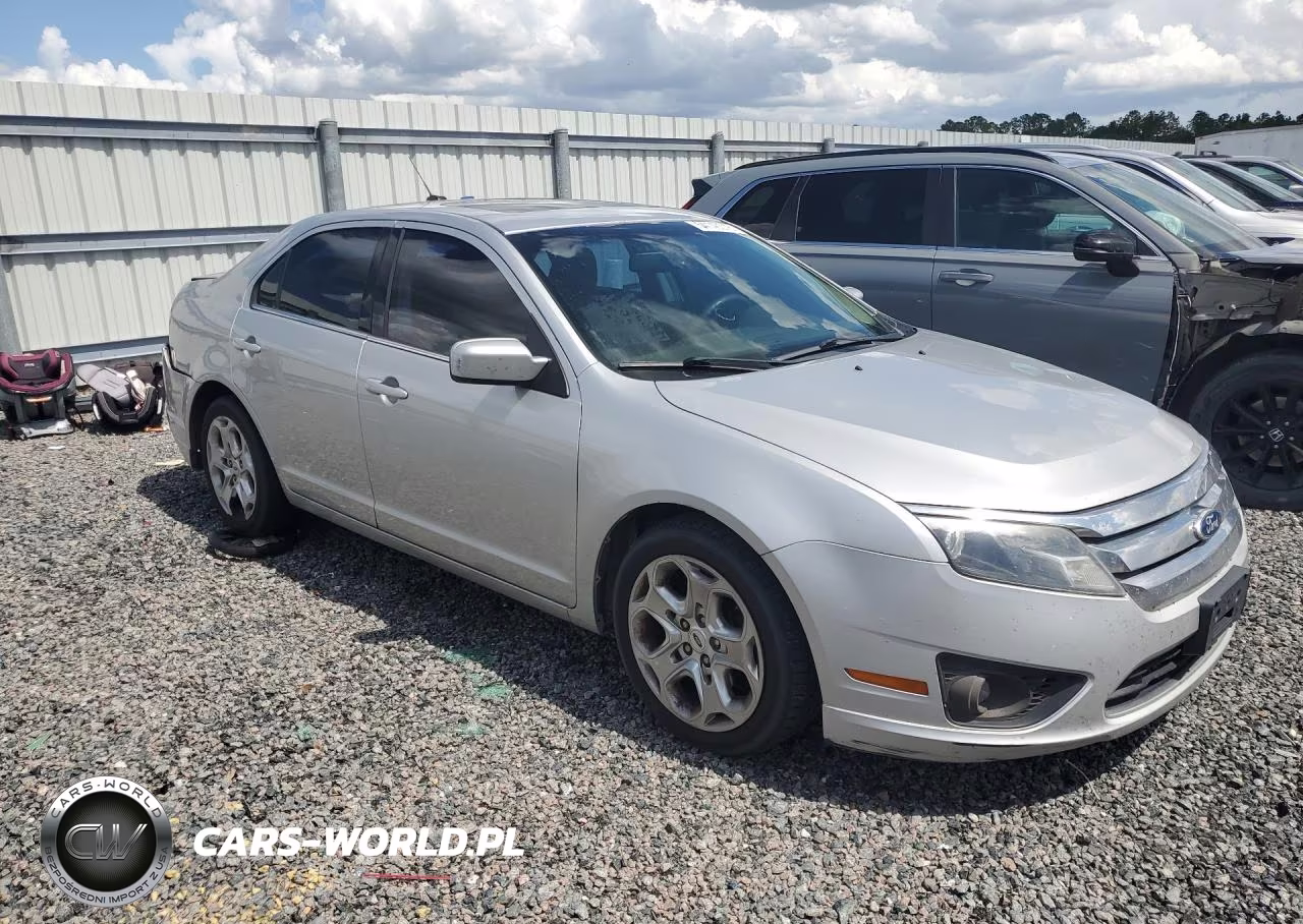 2010 Ford Fusion Se VIN:3FAHP0HA9AR408175 - 4