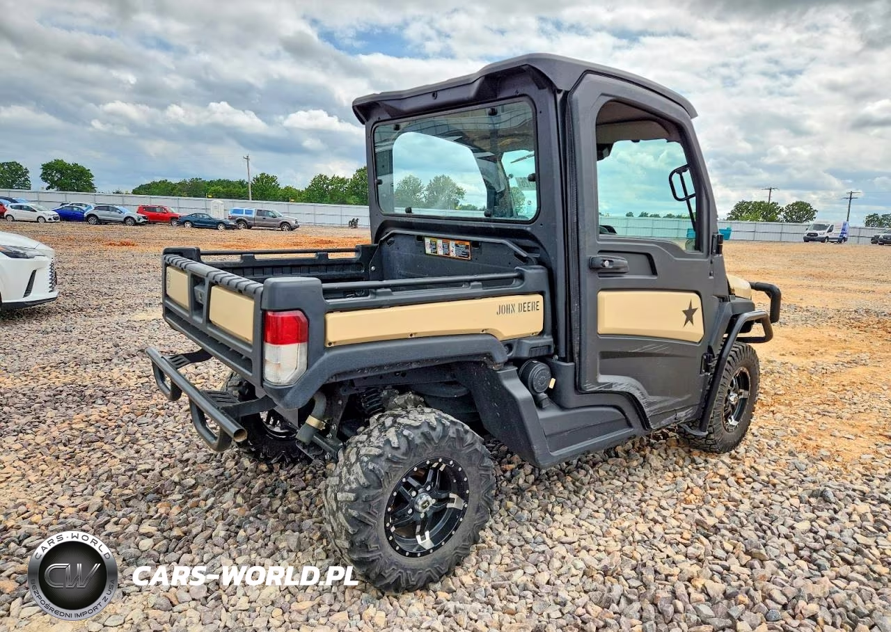 2023 John Deere Xuv835M Utility Vehicle VIN:1M0835MRPPM060539 - 4
