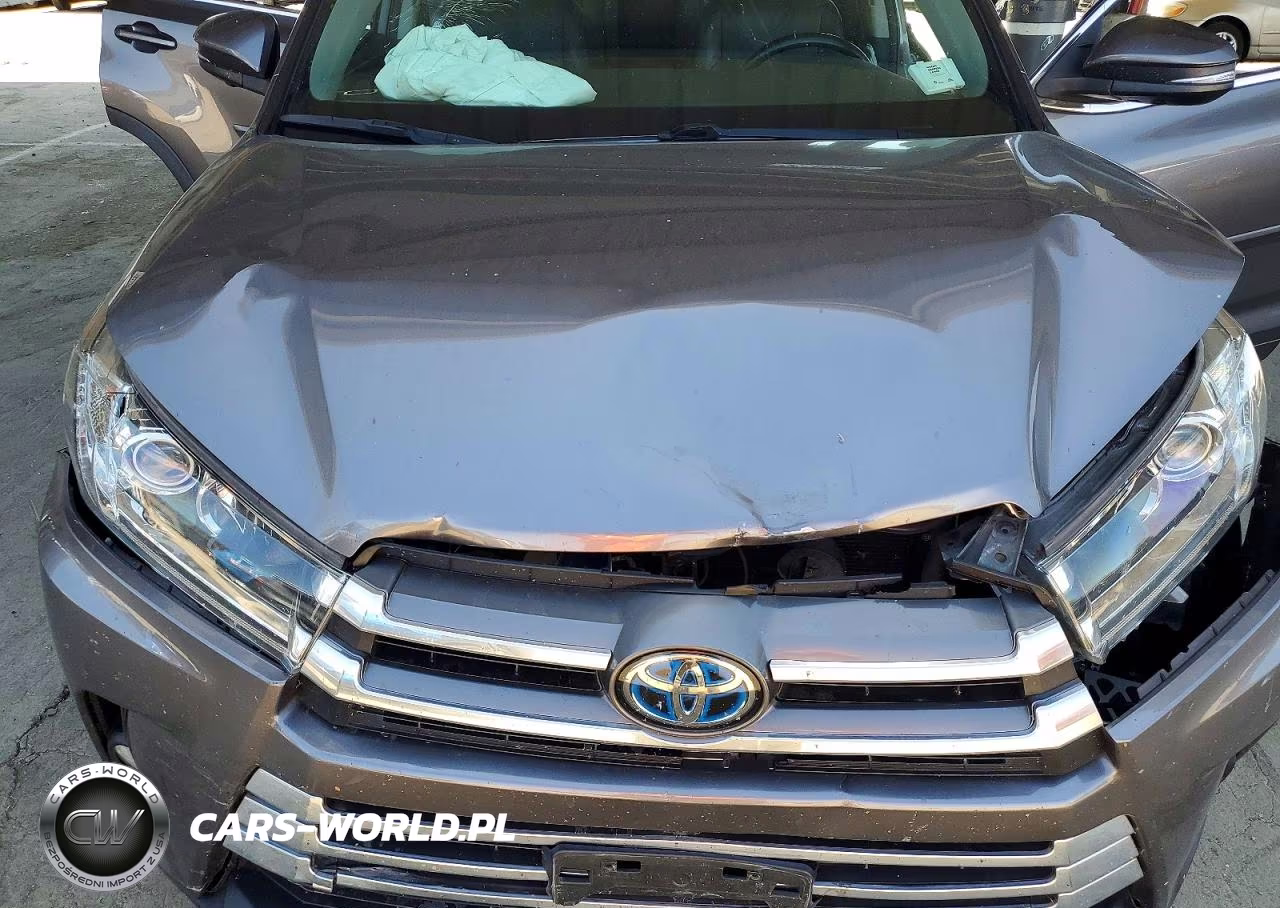 2017 Toyota Highlander Hybrid Limited Platinum VIN:5TDDGRFH3HS036532 - 11