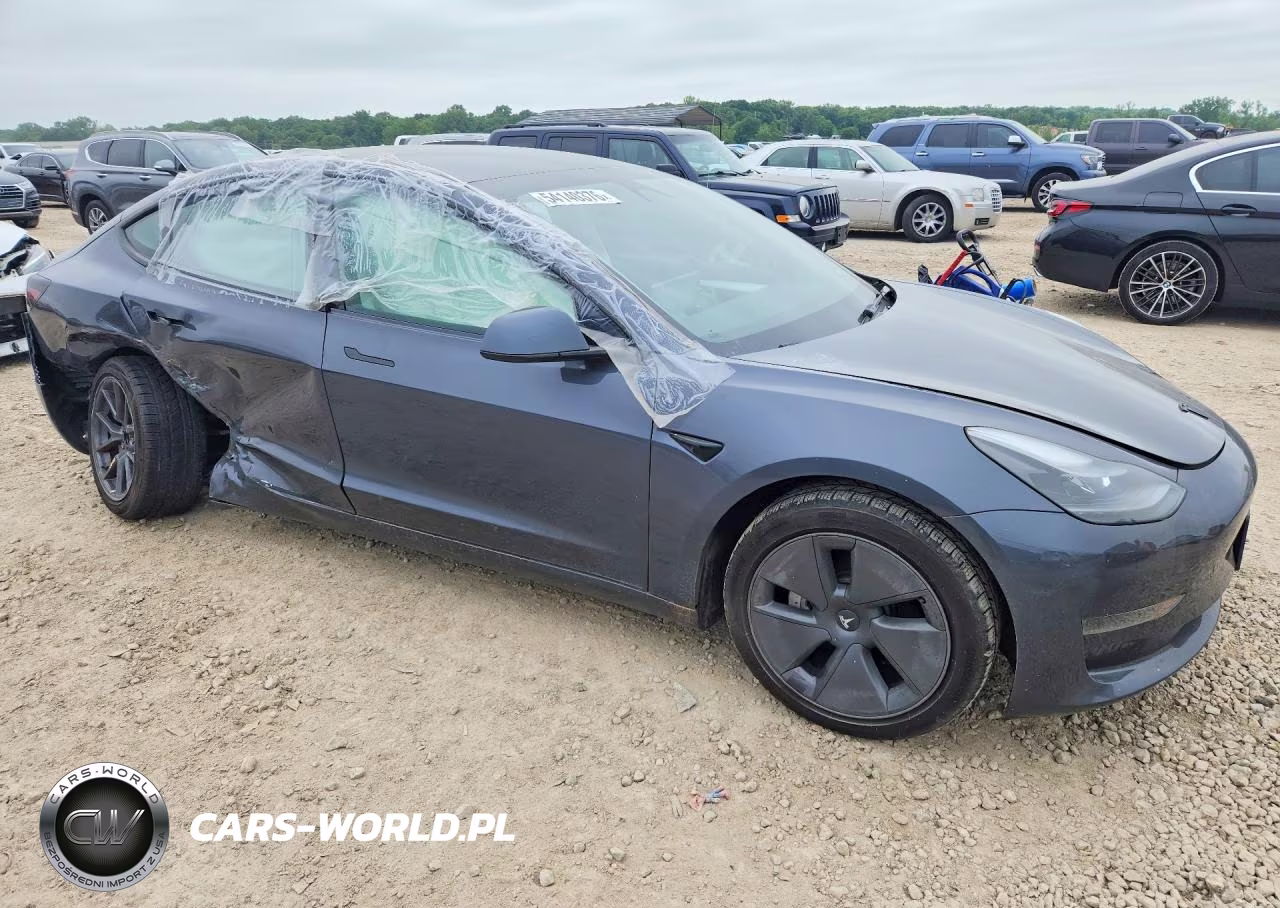 2023 Tesla Model 3 VIN:5YJ3E1EA7PF495024 - 4