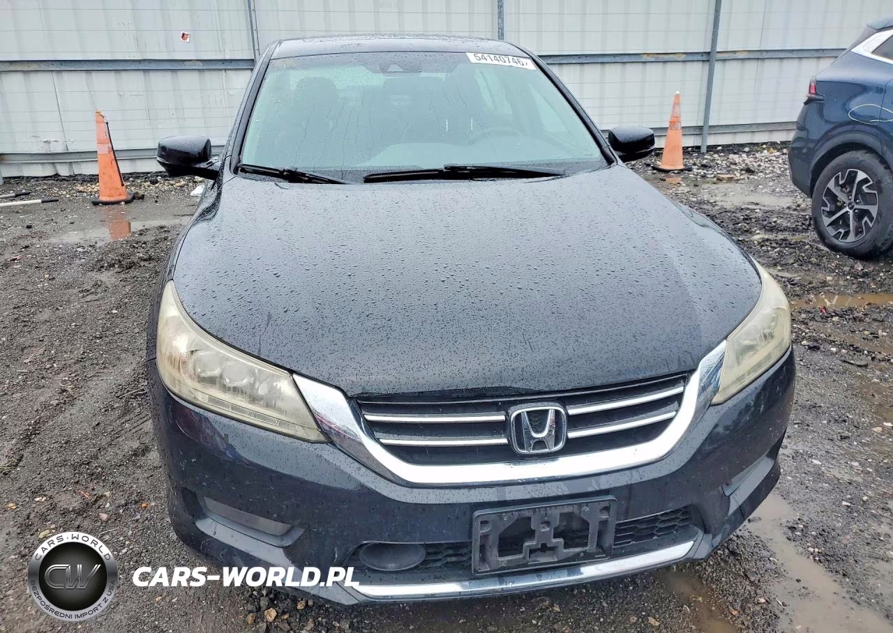 2015 Honda Accord Touring VIN:1HGCR3F94FA012831 - 5