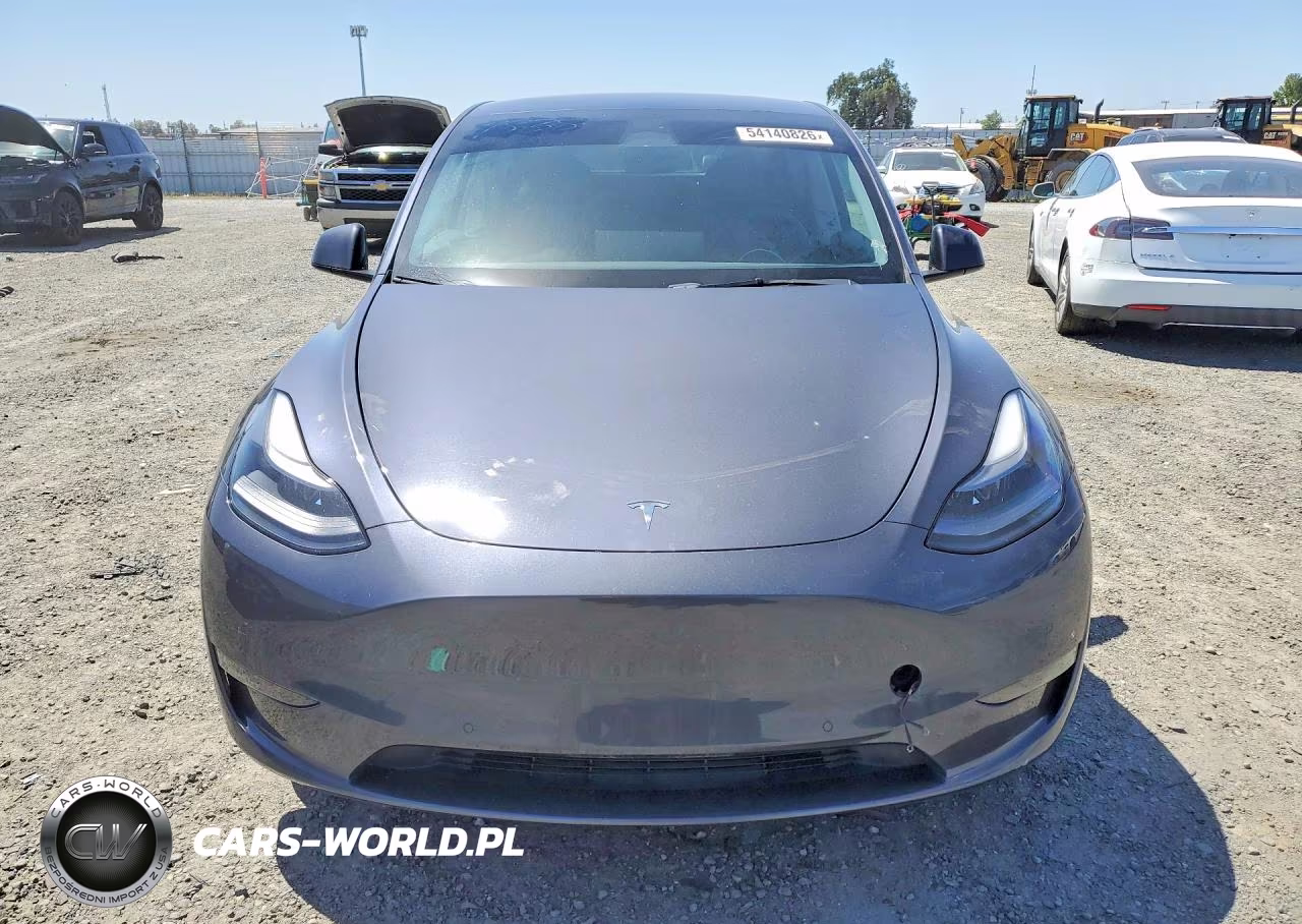 2022 Tesla Model Y VIN:7SAYGDEEXNF561764 - 5