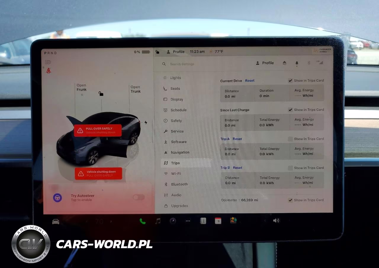 2022 Tesla Model Y VIN:7SAYGDEEXNF561764 - 9