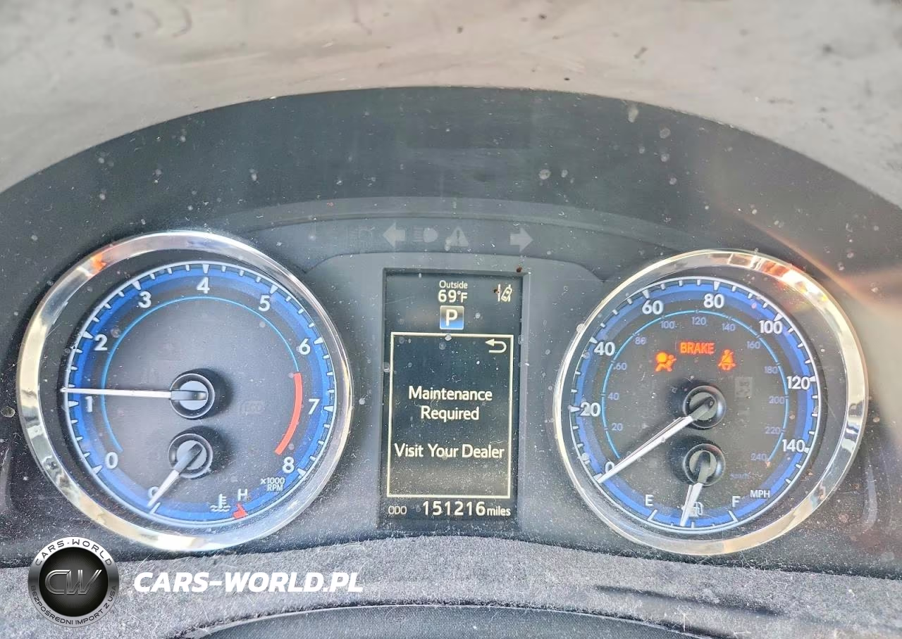 2017 Toyota Corolla Se VIN:5YFBURHEXHP583261 - 9
