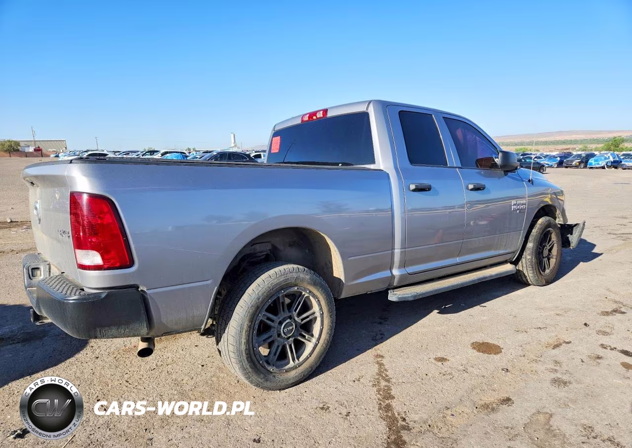 2020 Ram 1500 Classic Tradesman VIN:1C6RR7FG3LS130168 - 3