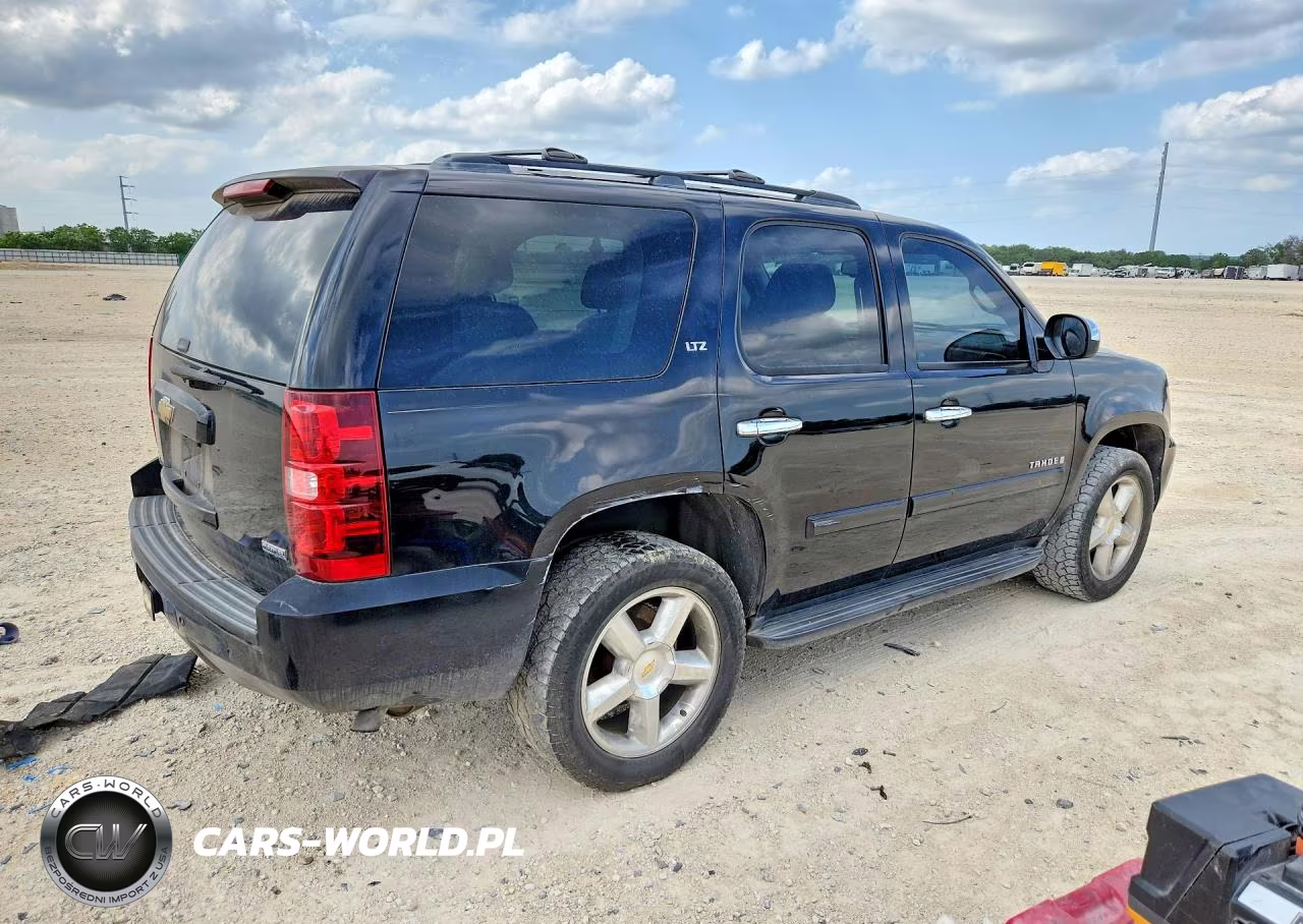 2008 Chevrolet Tahoe K1500 VIN:1GNFK130X8R141419 - 3