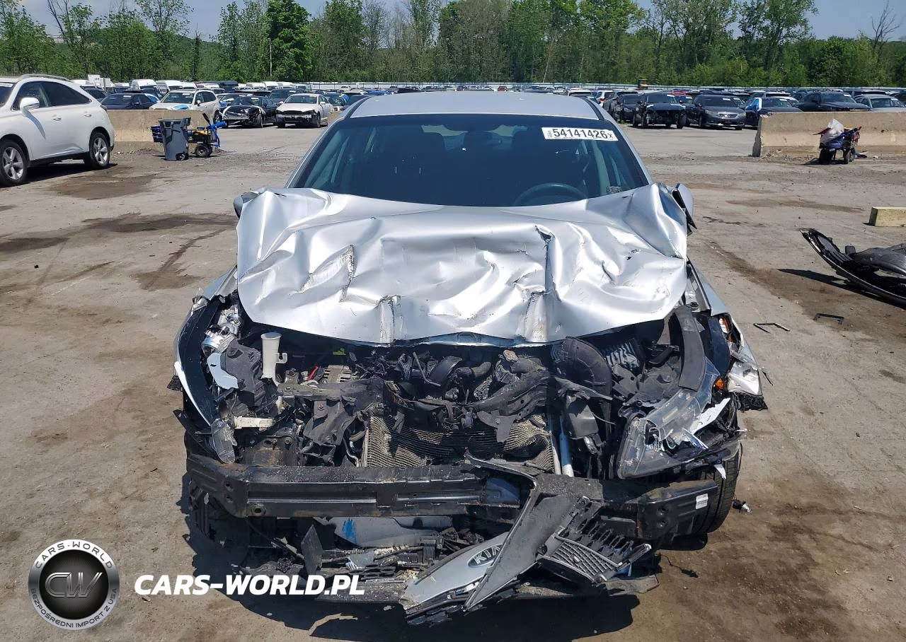2018 Kia Forte Lx VIN:3KPFK4A73JE275331 - 5