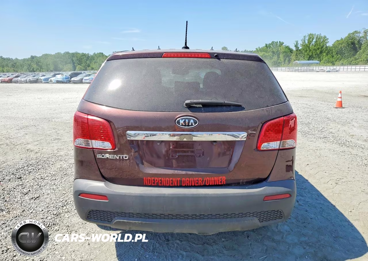 2011 Kia Sorento Lx VIN:5XYKT3A1XBG068957 - 6