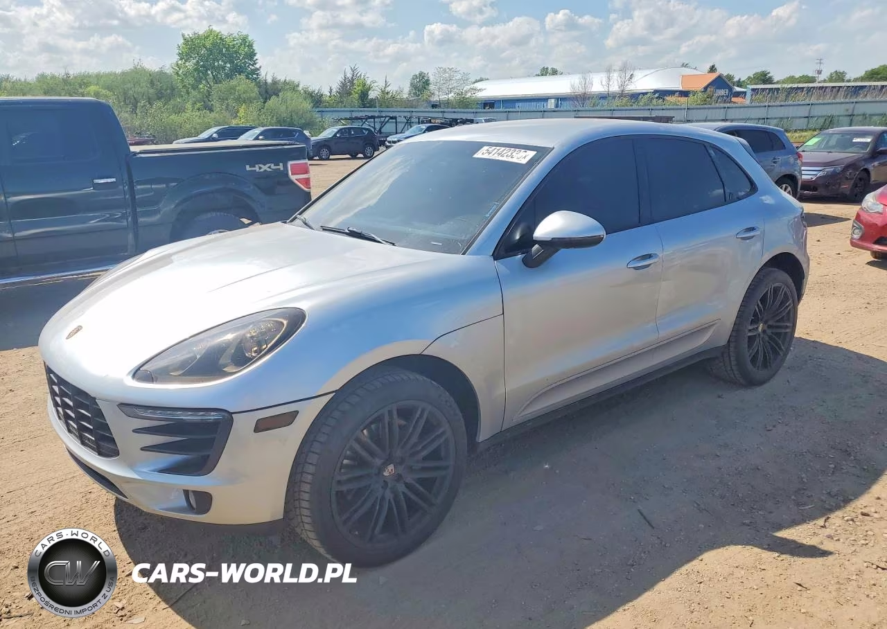 2015 Porsche Macan S