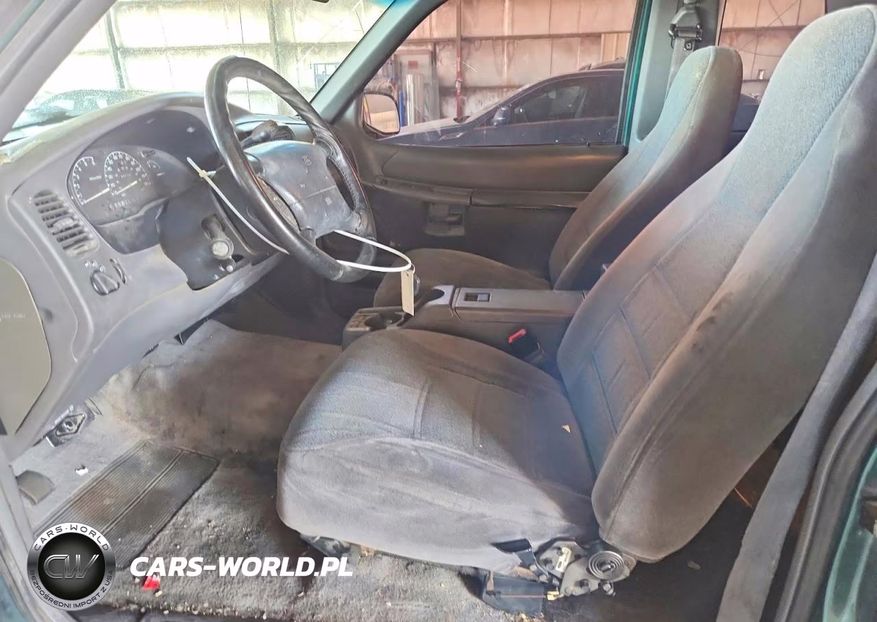 1999 Ford Explorer VIN:1FMYU22E6XUA66580 - 7