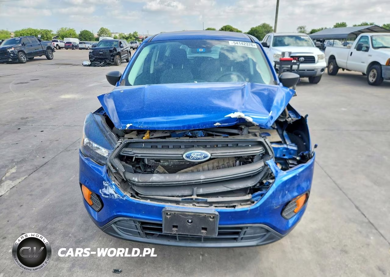 2019 Ford Escape S VIN:1FMCU0F76KUC25861 - 5