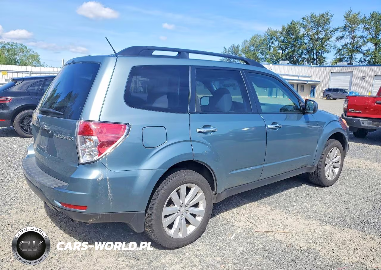 2012 Subaru Forester 2.5X Premium VIN:JF2SHBDC3CH431361 - 3