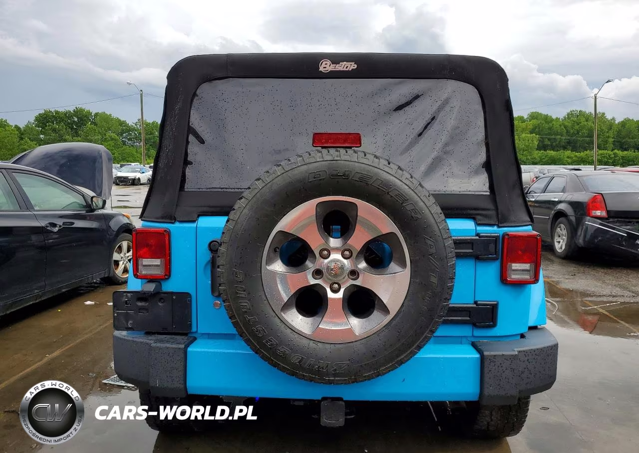 2018 Jeep Wrangler Unlimited Sahara VIN:1C4BJWEG3JL918839 - 6