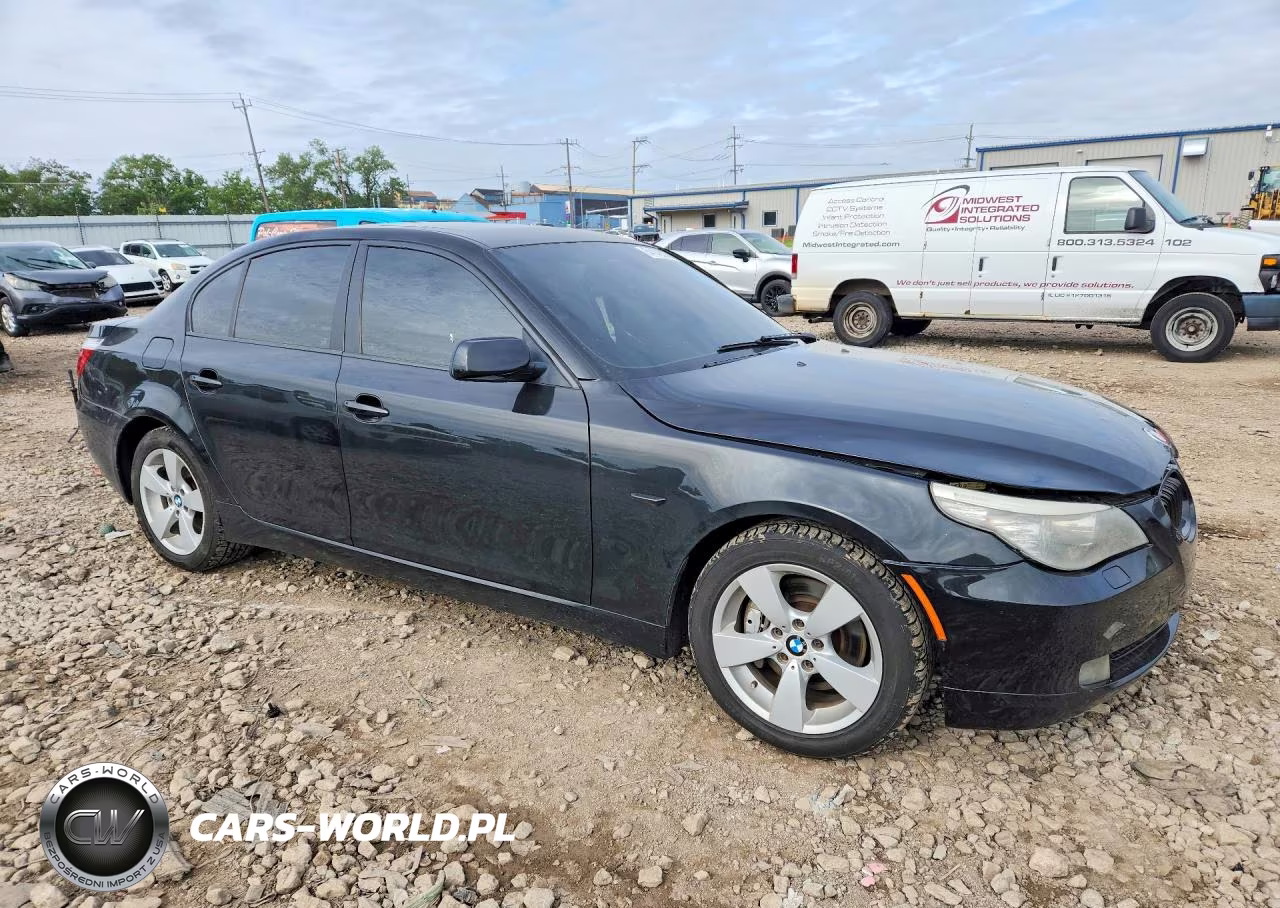 2008 BMW 528 Xi VIN:WBANV135X8CZ52886 - 4