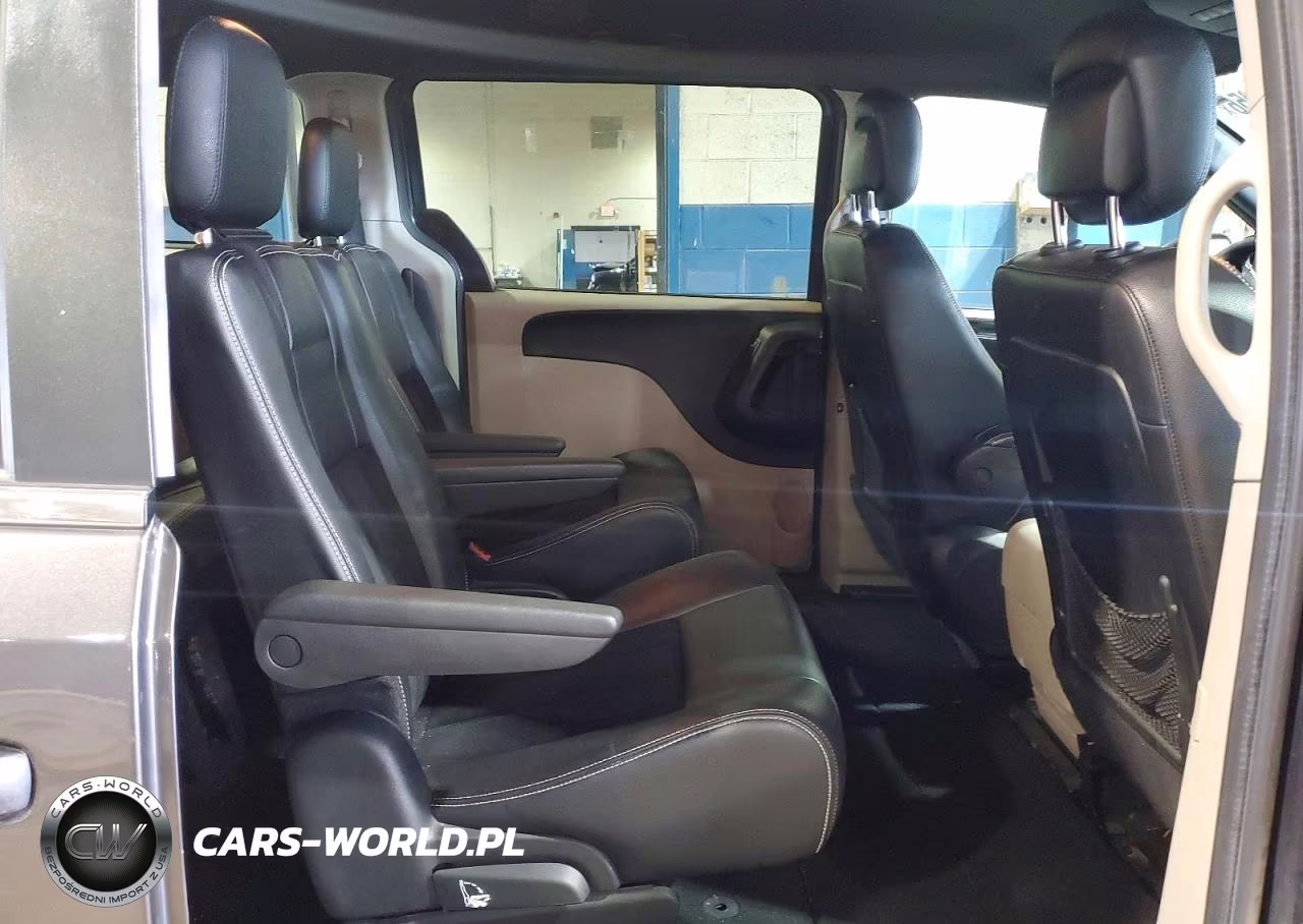 2018 Dodge Grand Caravan Sxt VIN:2C4RDGCG4JR299478 - 11