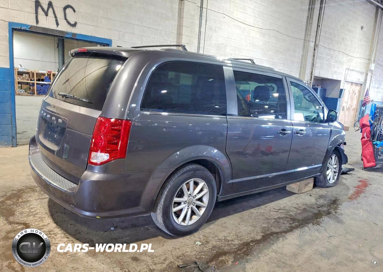 2018 Dodge Grand Caravan Sxt VIN:2C4RDGCG4JR299478 - 3