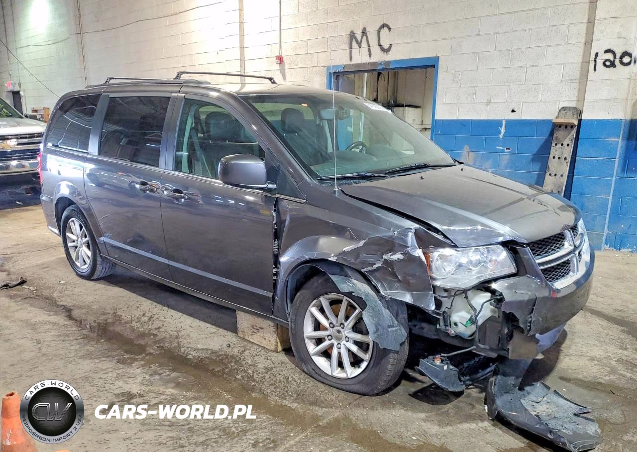 2018 Dodge Grand Caravan Sxt VIN:2C4RDGCG4JR299478 - 4