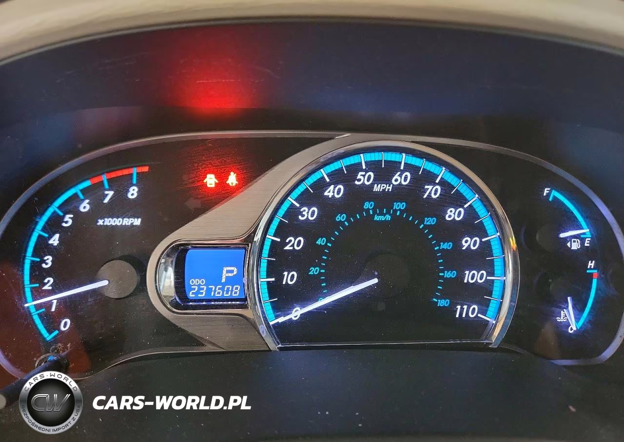 2013 Toyota Sienna Xle 8-Passenger VIN:5TDYK3DC2DS384949 - 9