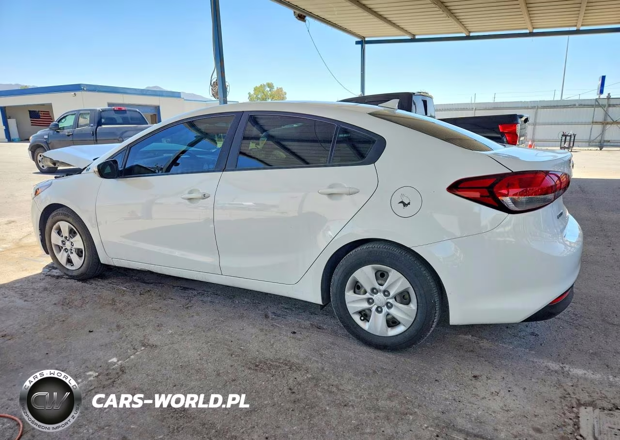 2018 Kia Forte Lx VIN:3KPFK4A77JE276403 - 2