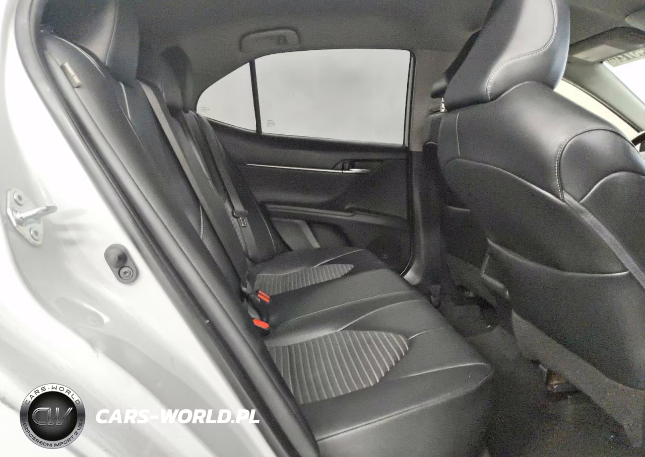 2022 Toyota Camry Se VIN:4T1G11AKXNU061806 - 10