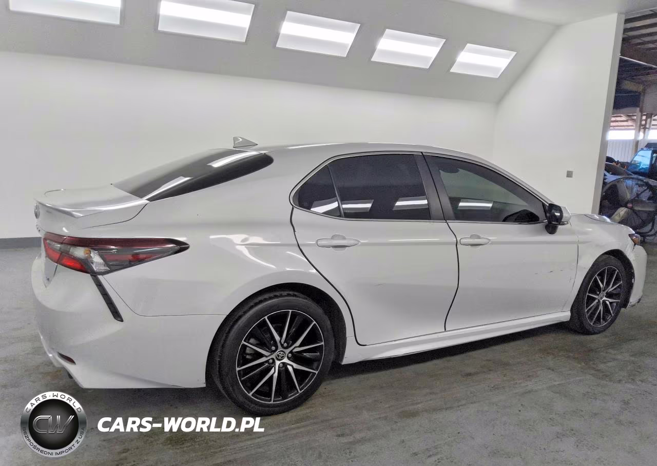 2022 Toyota Camry Se VIN:4T1G11AKXNU061806 - 3