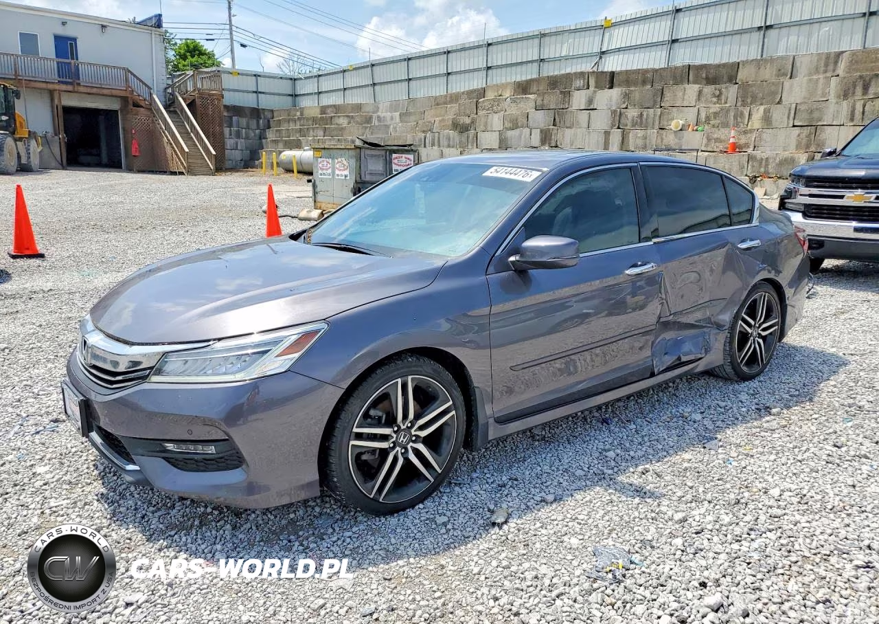 2017 Honda Accord Touring – zdjęcie 1 z 12
