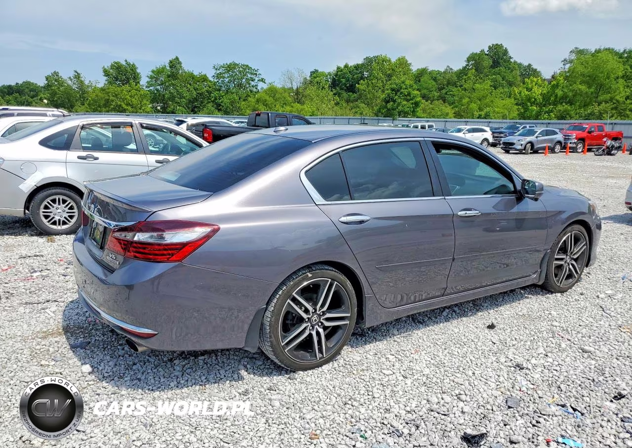 2017 Honda Accord Touring VIN:1HGCR3F96HA045316 - 3