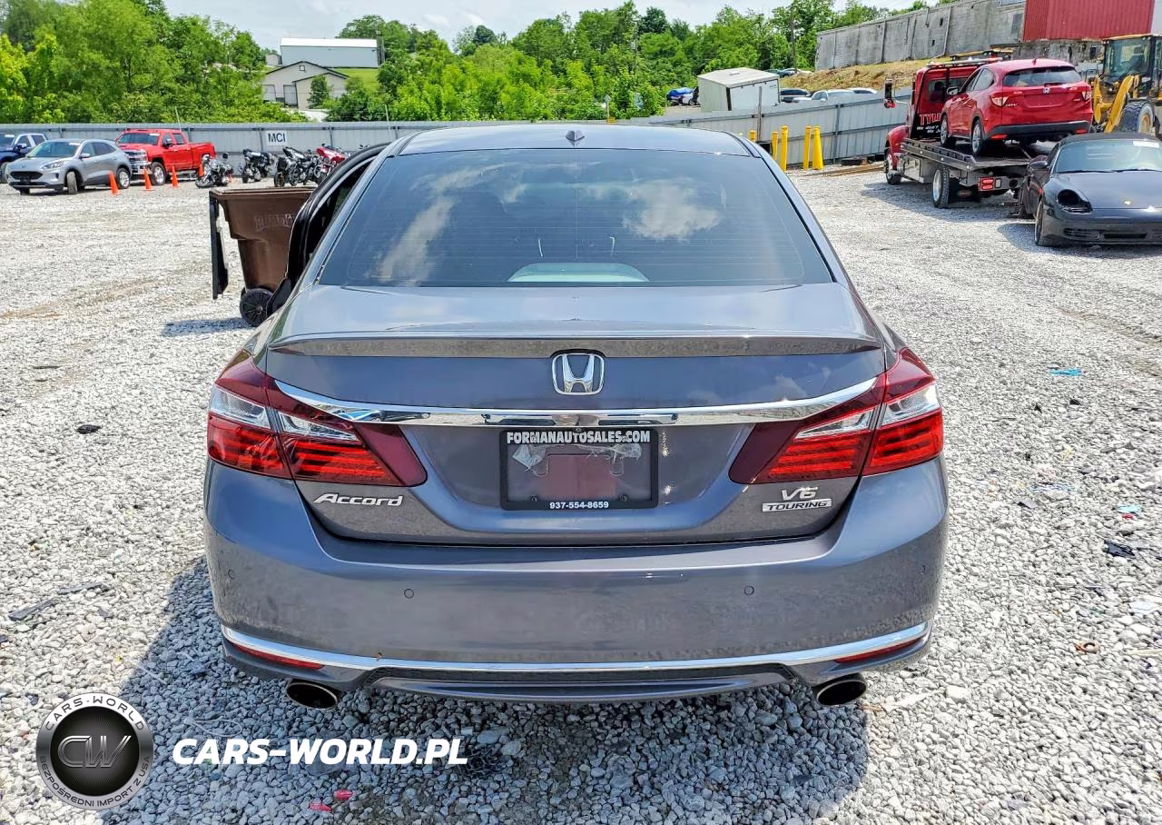 2017 Honda Accord Touring VIN:1HGCR3F96HA045316 - 6