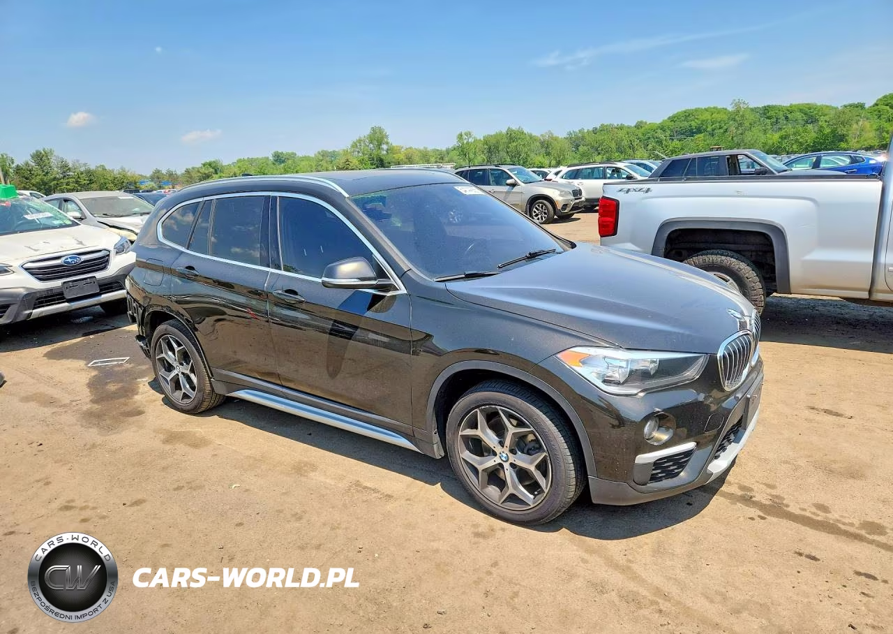 2018 BMW X1 xDrive28I VIN:WBXHT3C34J5L27008 - 4