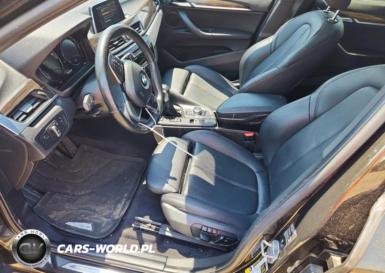 2018 BMW X1 xDrive28I VIN:WBXHT3C34J5L27008 - 7