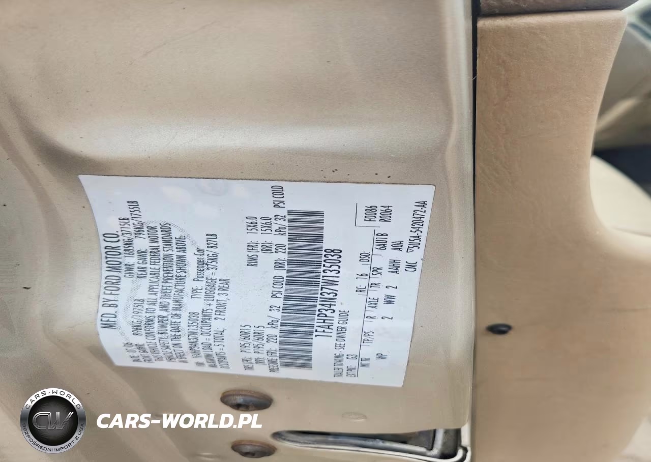 2007 Ford Focus Zx4 VIN:1FAHP34N37W135038 - 13