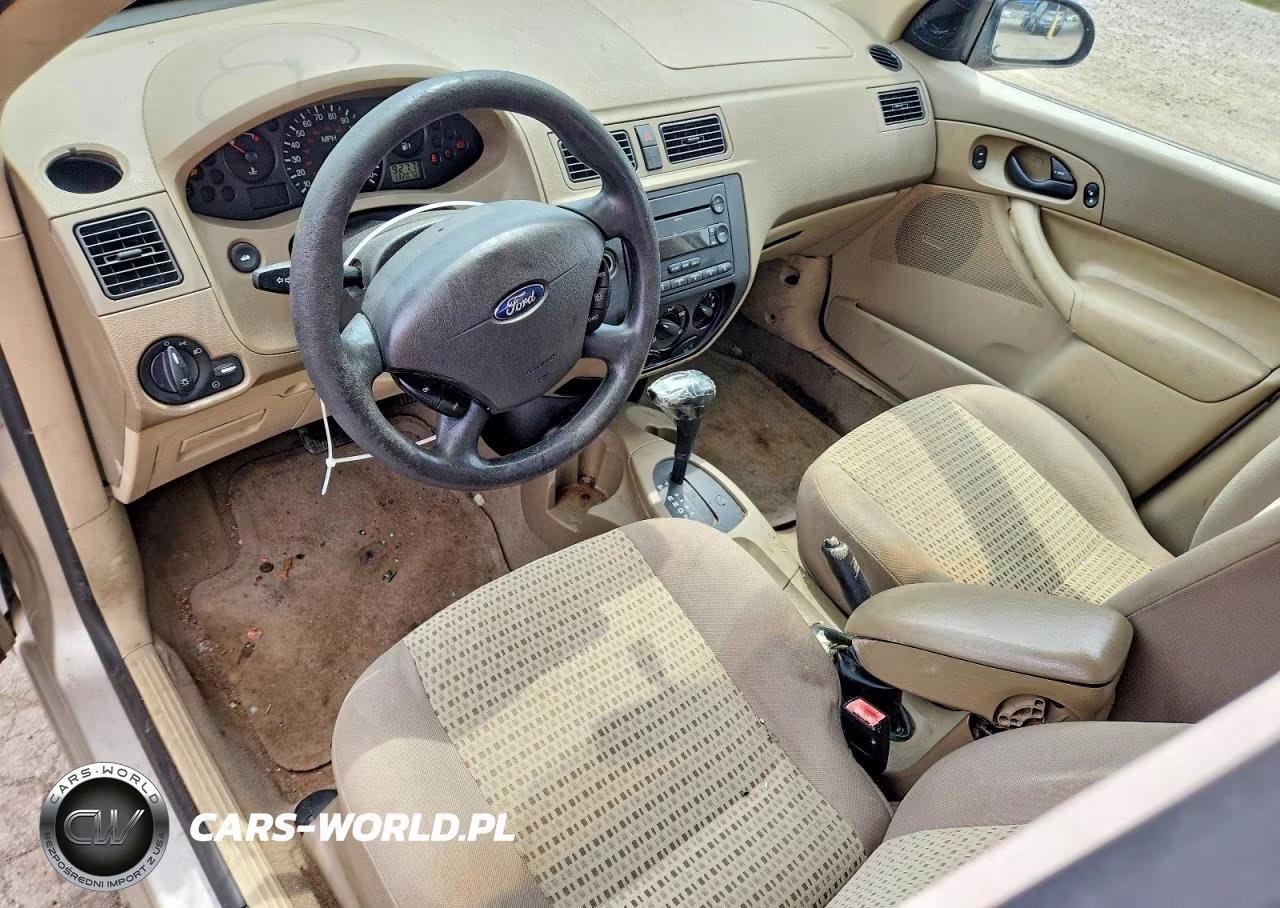 2007 Ford Focus Zx4 VIN:1FAHP34N37W135038 - 8