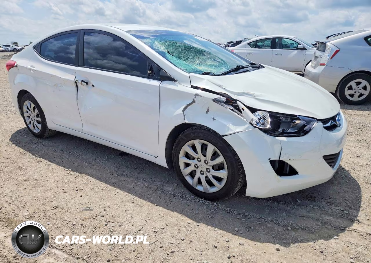2013 Hyundai Elantra Gls VIN:5NPDH4AE5DH207276 - 4