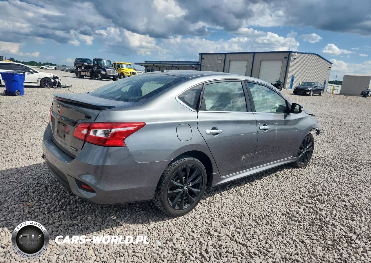2018 Nissan Sentra Sr VIN:3N1AB7APXJY261469 - 3